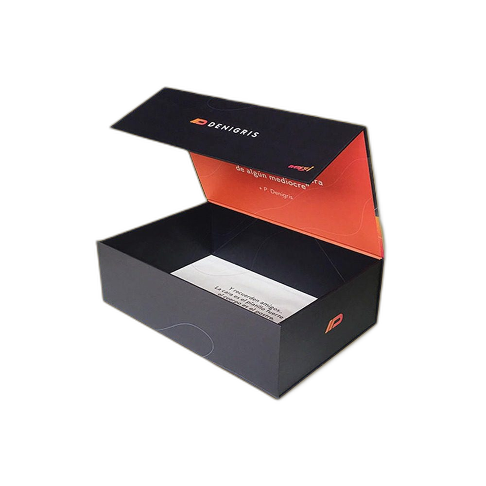 Custom Magnetic Closure Apparel Boxes